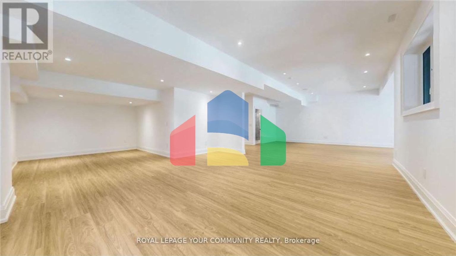 Residential - Single Family Home - Richmond Hill, Canada - Canada