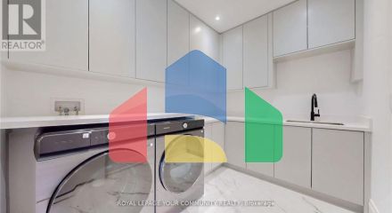 Residential - Single Family Home - Richmond Hill, Canada - Canada