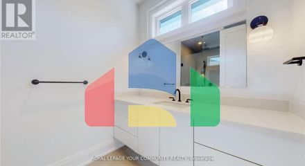 Residential - Single Family Home - Richmond Hill, Canada - Canada