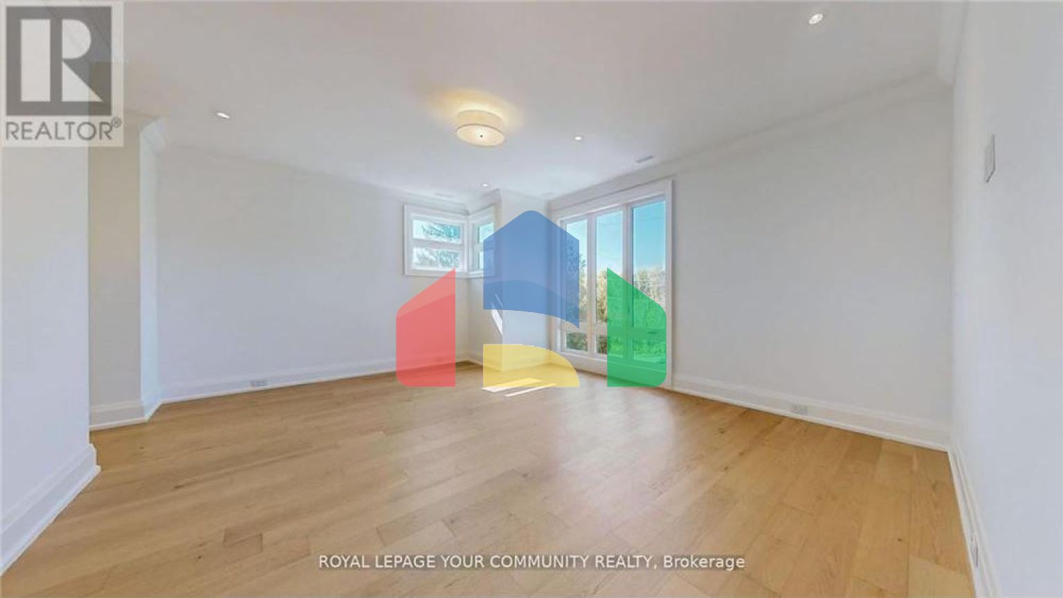 Residential - Single Family Home - Richmond Hill, Canada - Canada