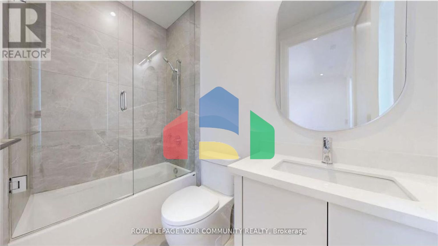 Residential - Single Family Home - Richmond Hill, Canada - Canada