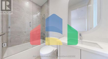 Residential - Single Family Home - Richmond Hill, Canada - Canada