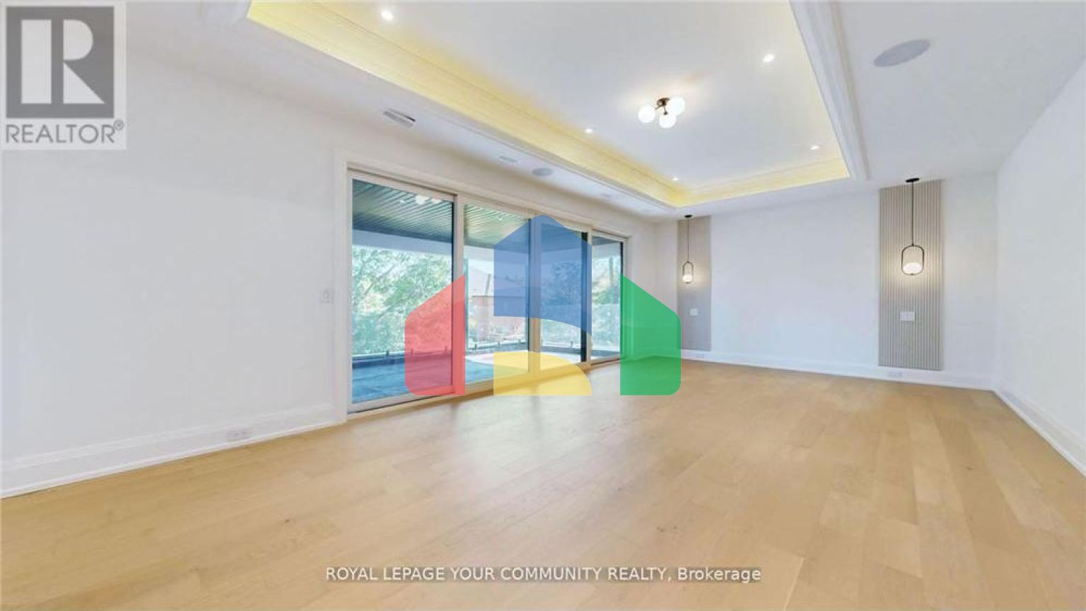 Residential - Single Family Home - Richmond Hill, Canada - Canada