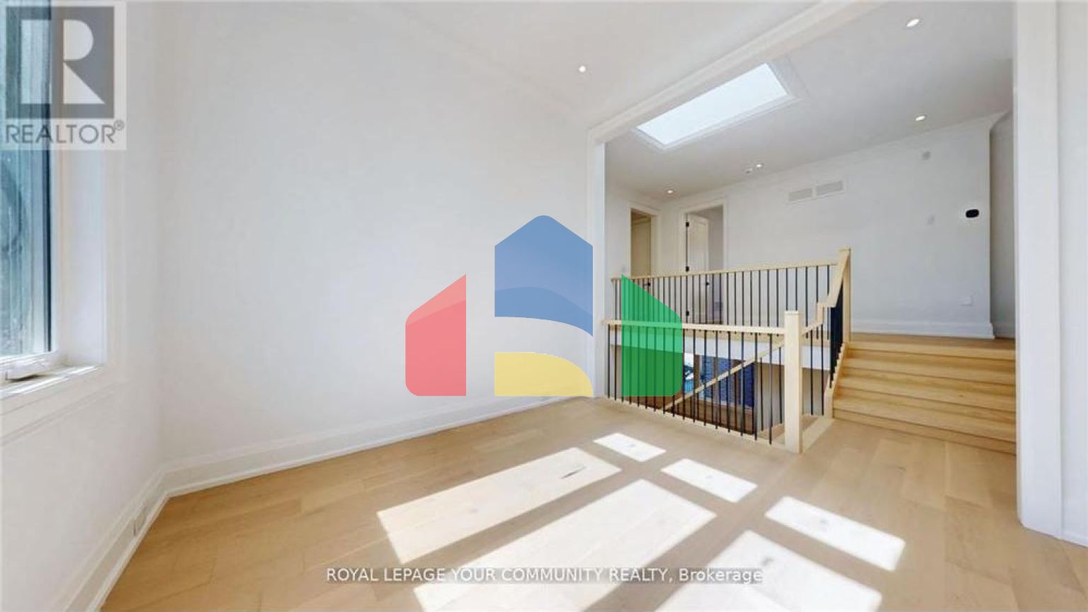 Residential - Single Family Home - Richmond Hill, Canada - Canada