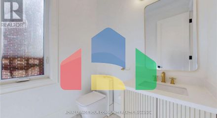 Residential - Single Family Home - Richmond Hill, Canada - Canada