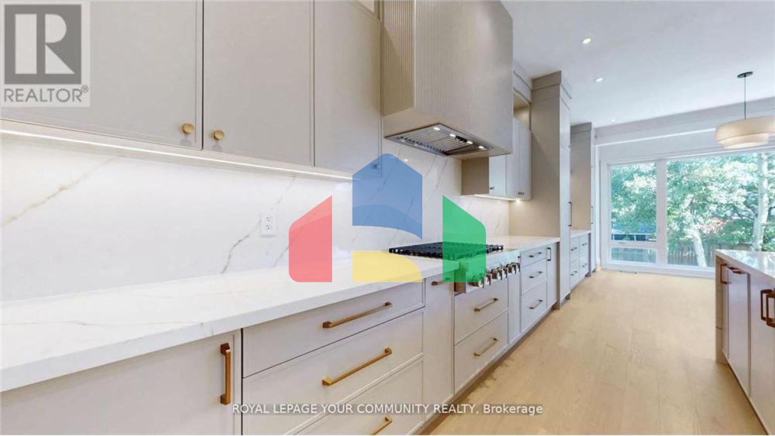 Residential - Single Family Home - Richmond Hill, Canada - Canada