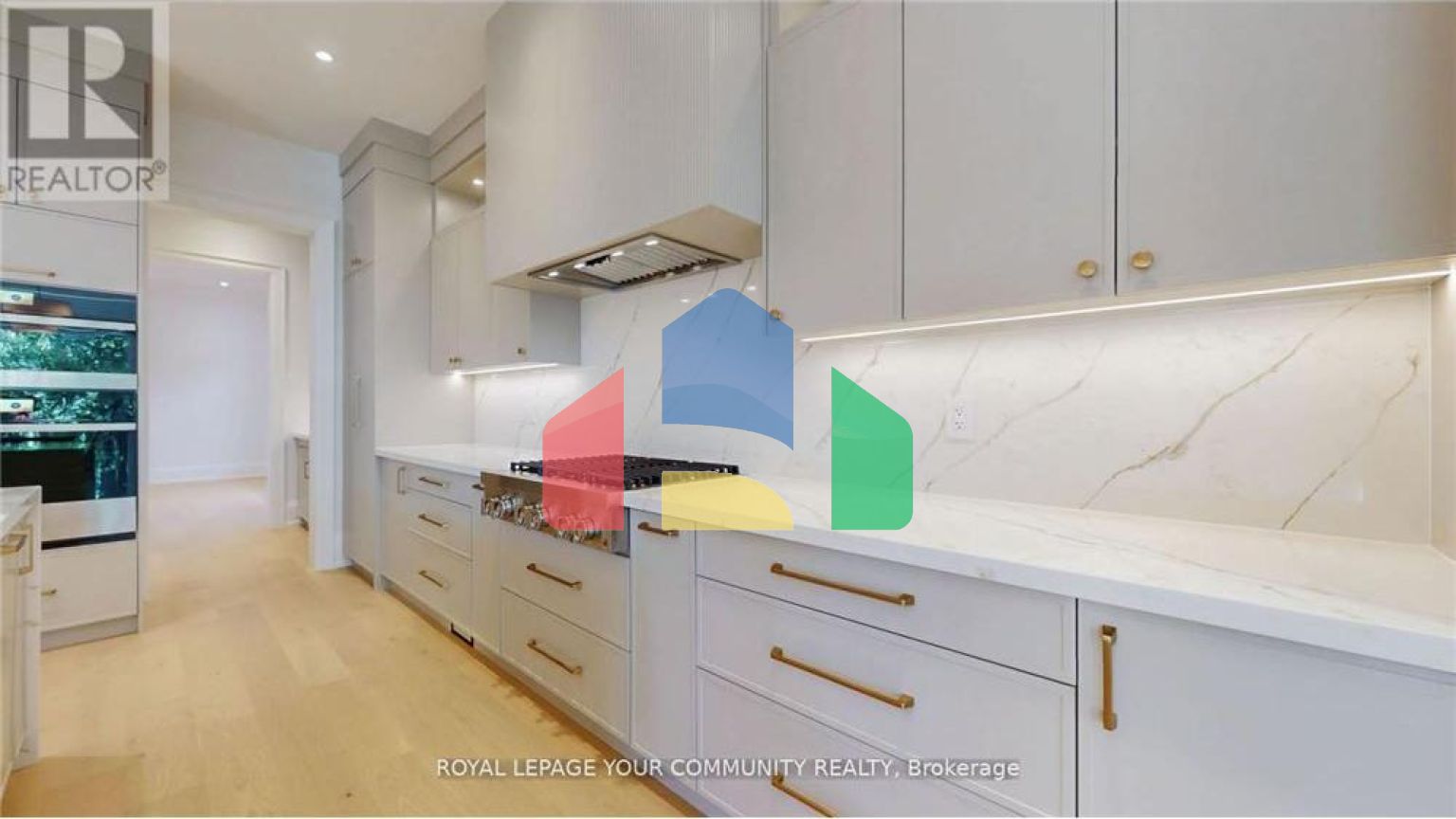 Residential - Single Family Home - Richmond Hill, Canada - Canada