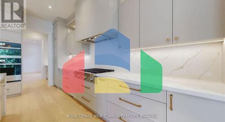 Residential - Single Family Home - Richmond Hill, Canada - Canada