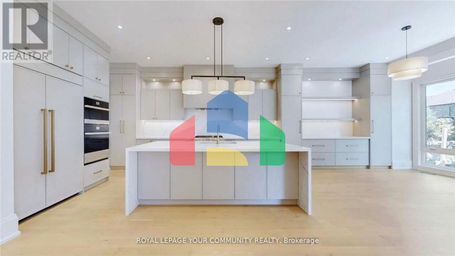 Residential - Single Family Home - Richmond Hill, Canada - Canada