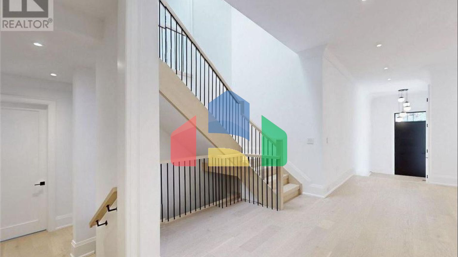 Residential - Single Family Home - Richmond Hill, Canada - Canada