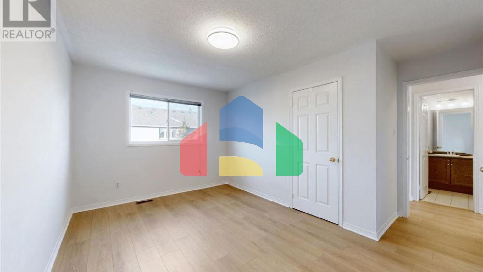 Residential - Single Family Home - Richmond Hill, Canada - Canada