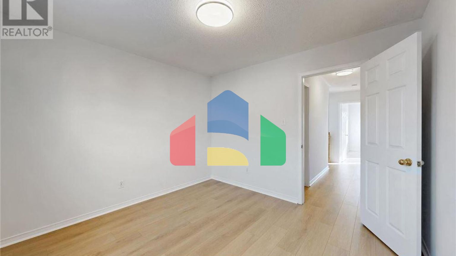 Residential - Single Family Home - Richmond Hill, Canada - Canada