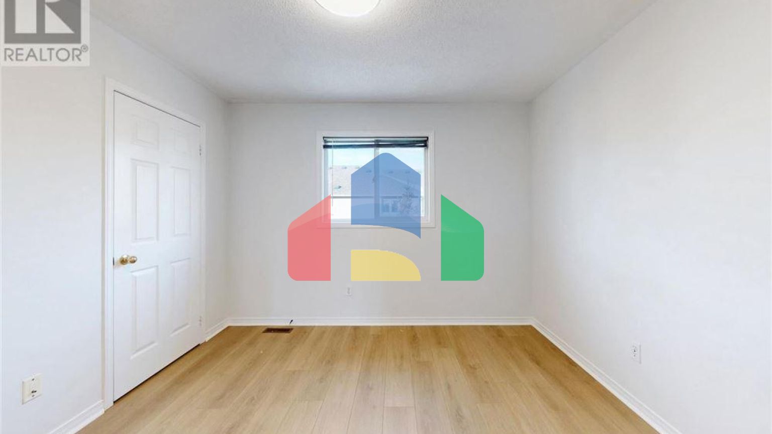 Residential - Single Family Home - Richmond Hill, Canada - Canada