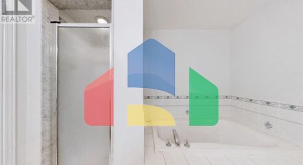 Residential - Single Family Home - Richmond Hill, Canada - Canada