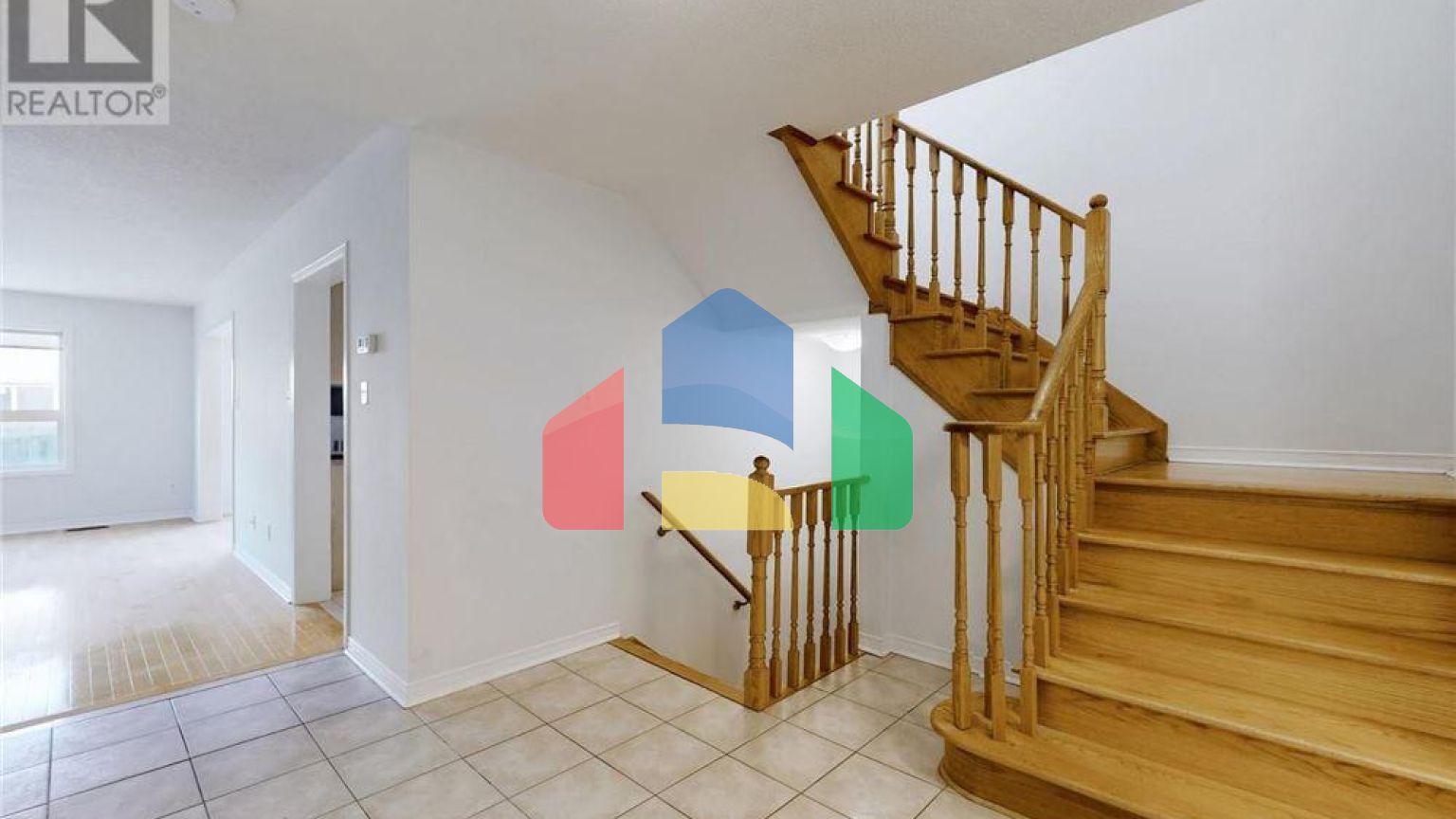 Residential - Single Family Home - Richmond Hill, Canada - Canada