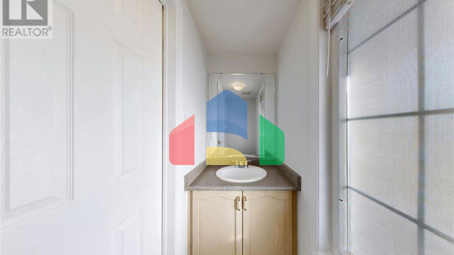 Residential - Single Family Home - Richmond Hill, Canada - Canada