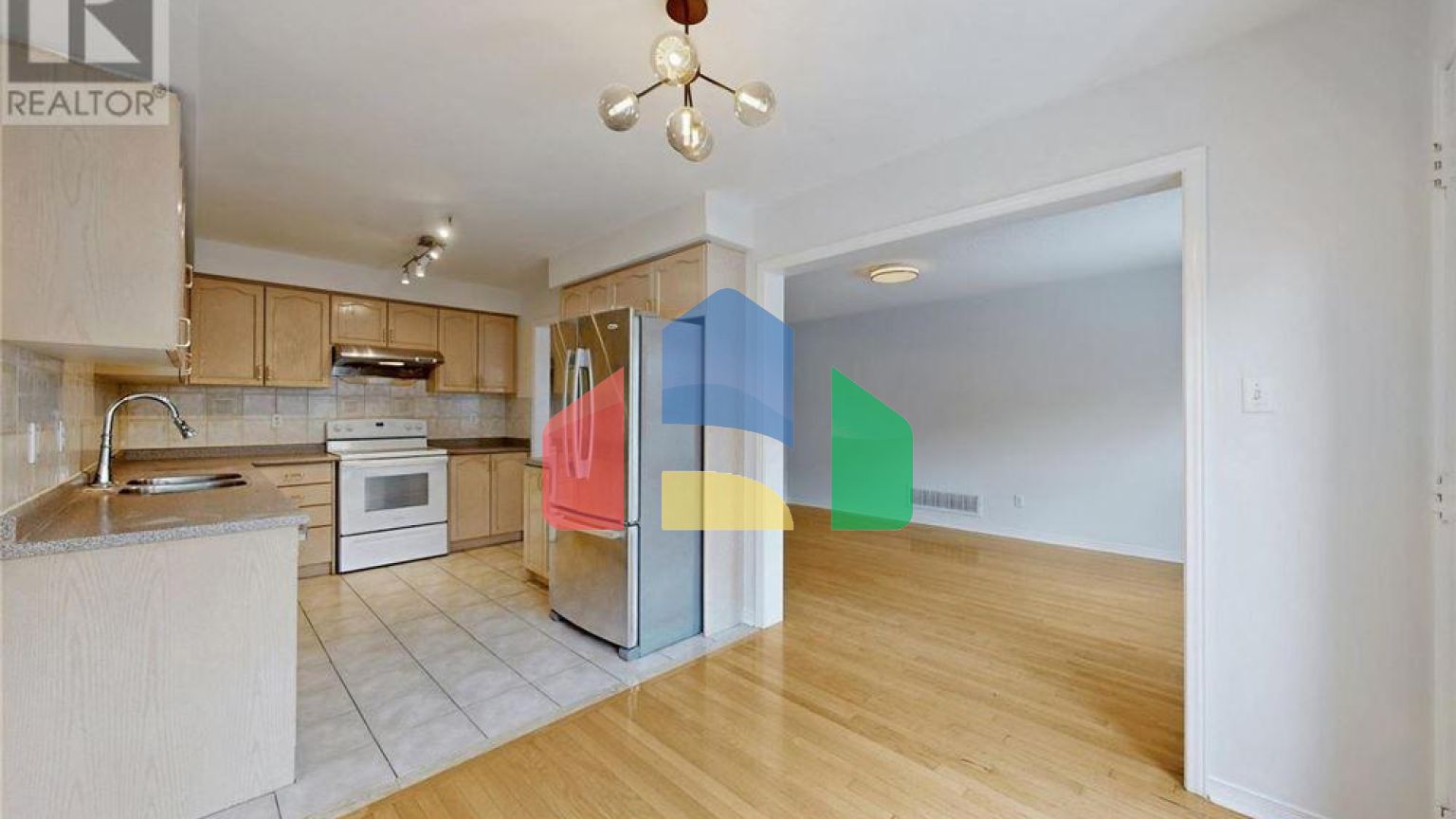 Residential - Single Family Home - Richmond Hill, Canada - Canada