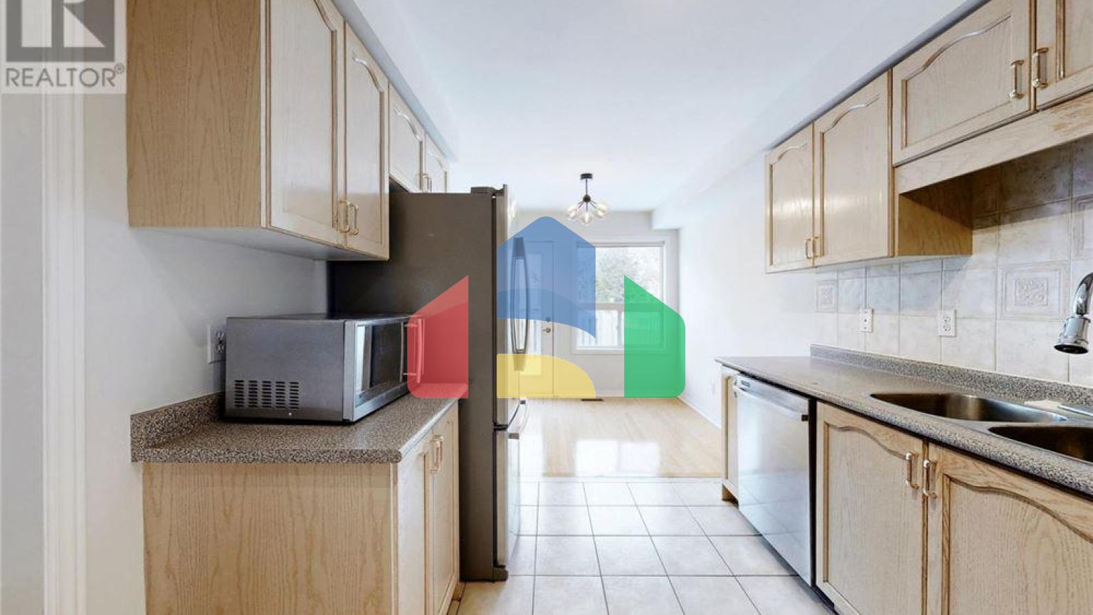 Residential - Single Family Home - Richmond Hill, Canada - Canada