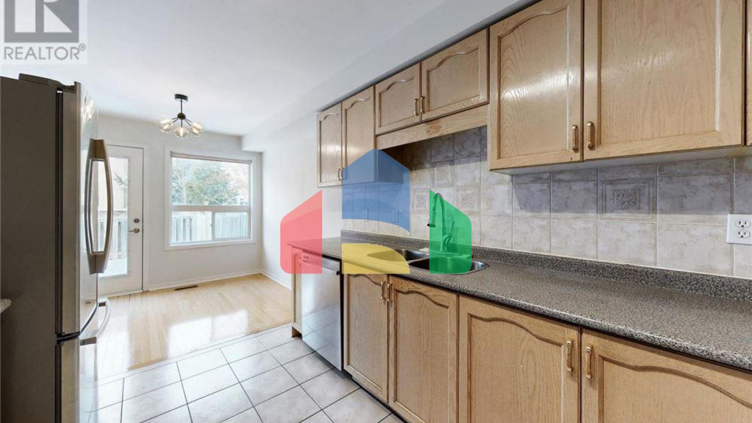 Residential - Single Family Home - Richmond Hill, Canada - Canada