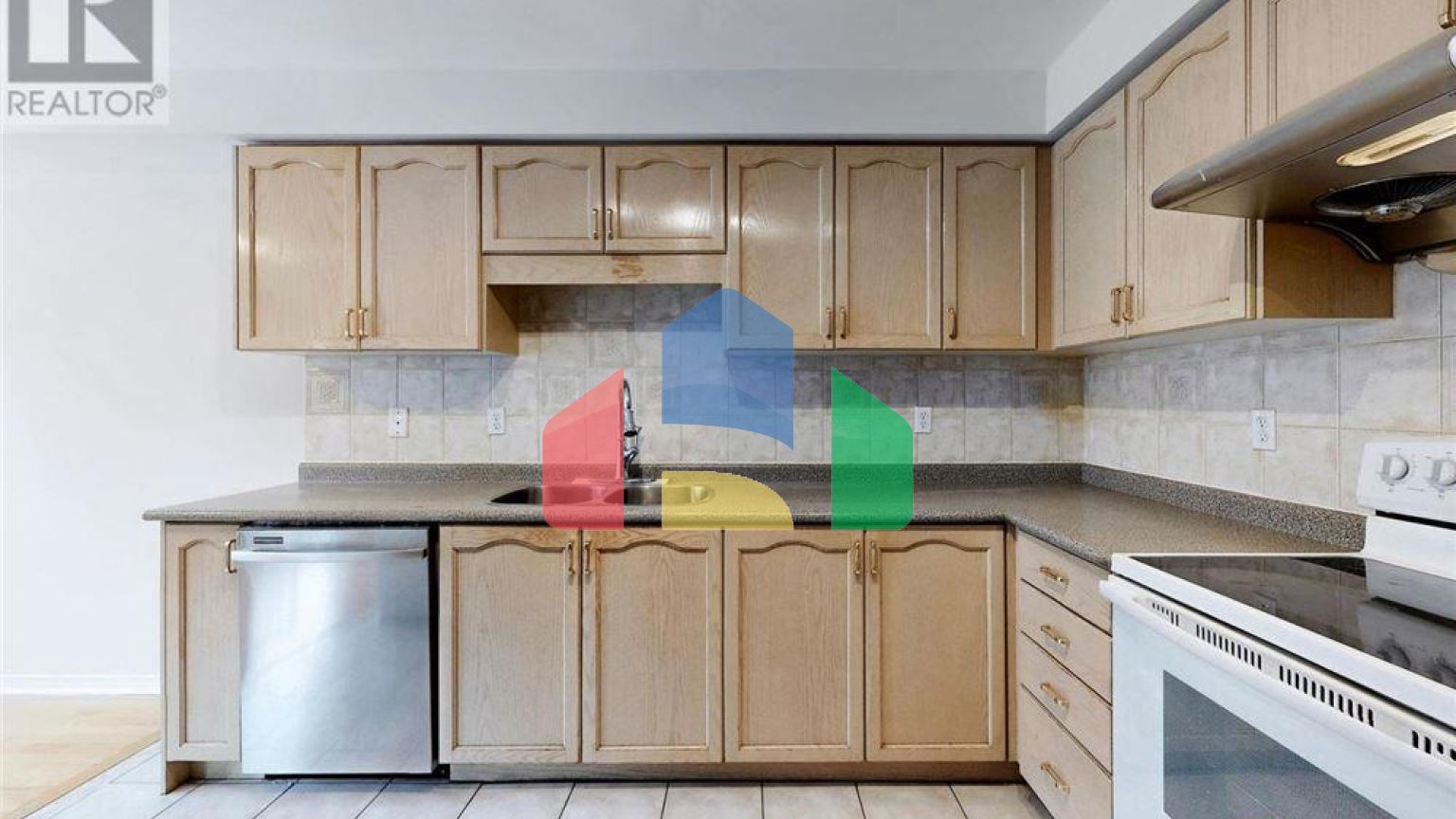 Residential - Single Family Home - Richmond Hill, Canada - Canada