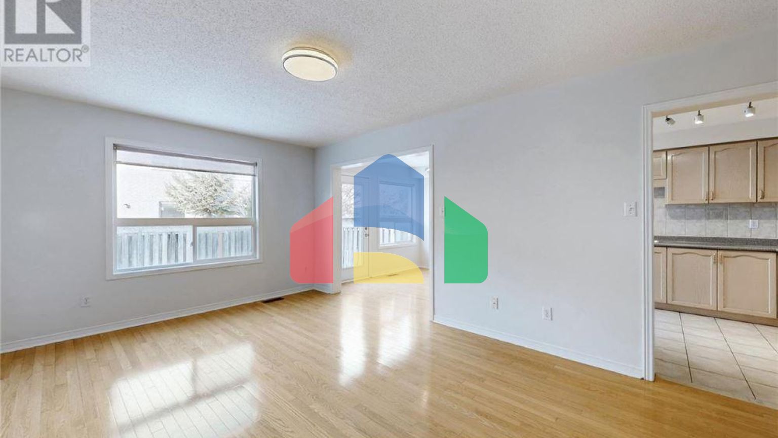 Residential - Single Family Home - Richmond Hill, Canada - Canada