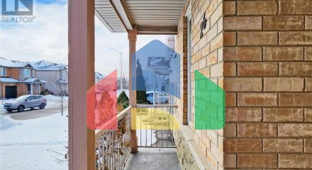 Residential - Single Family Home - Richmond Hill, Canada - Canada