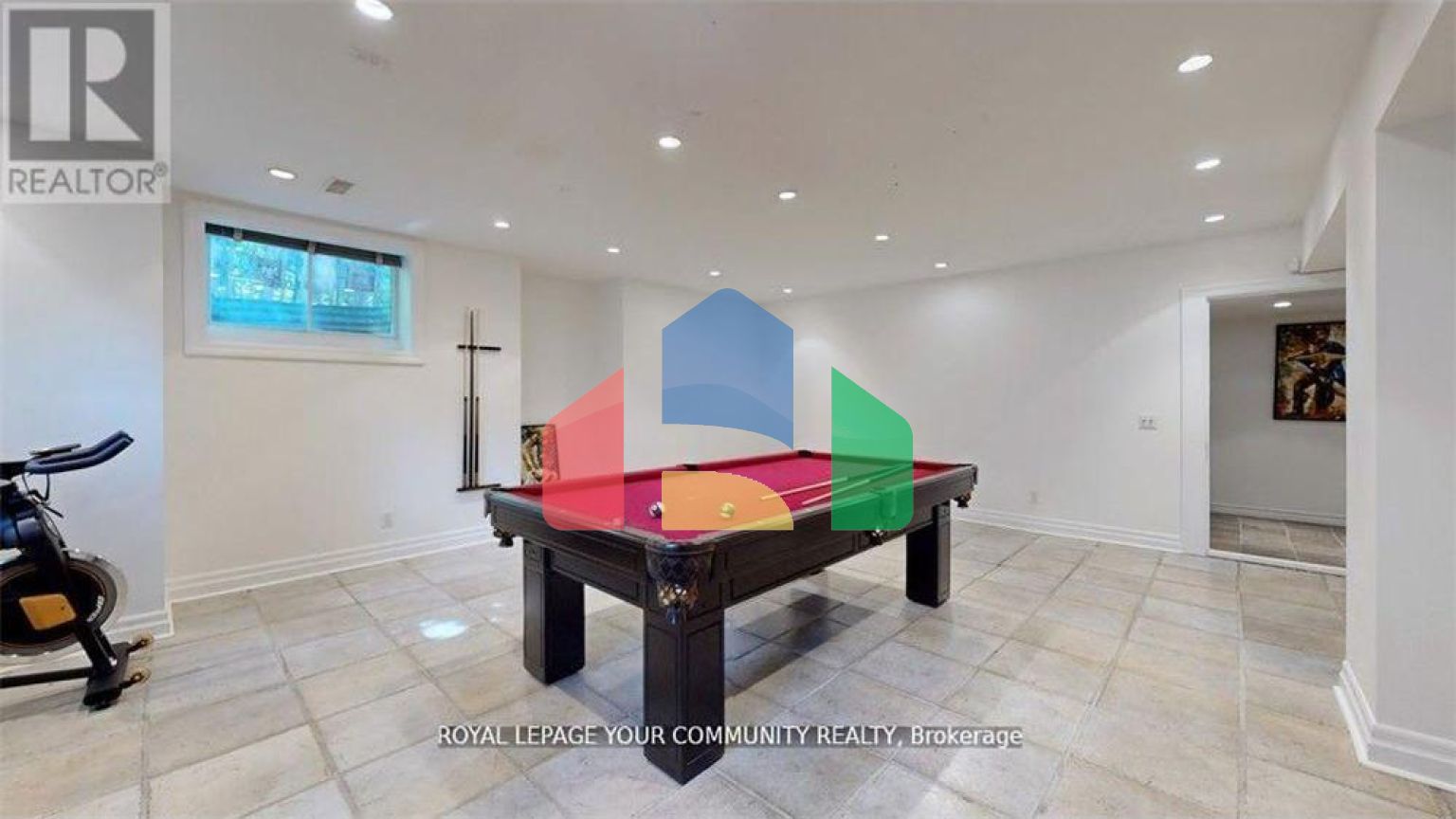 Residential - Single Family Home - Richmond Hill, Canada - Canada