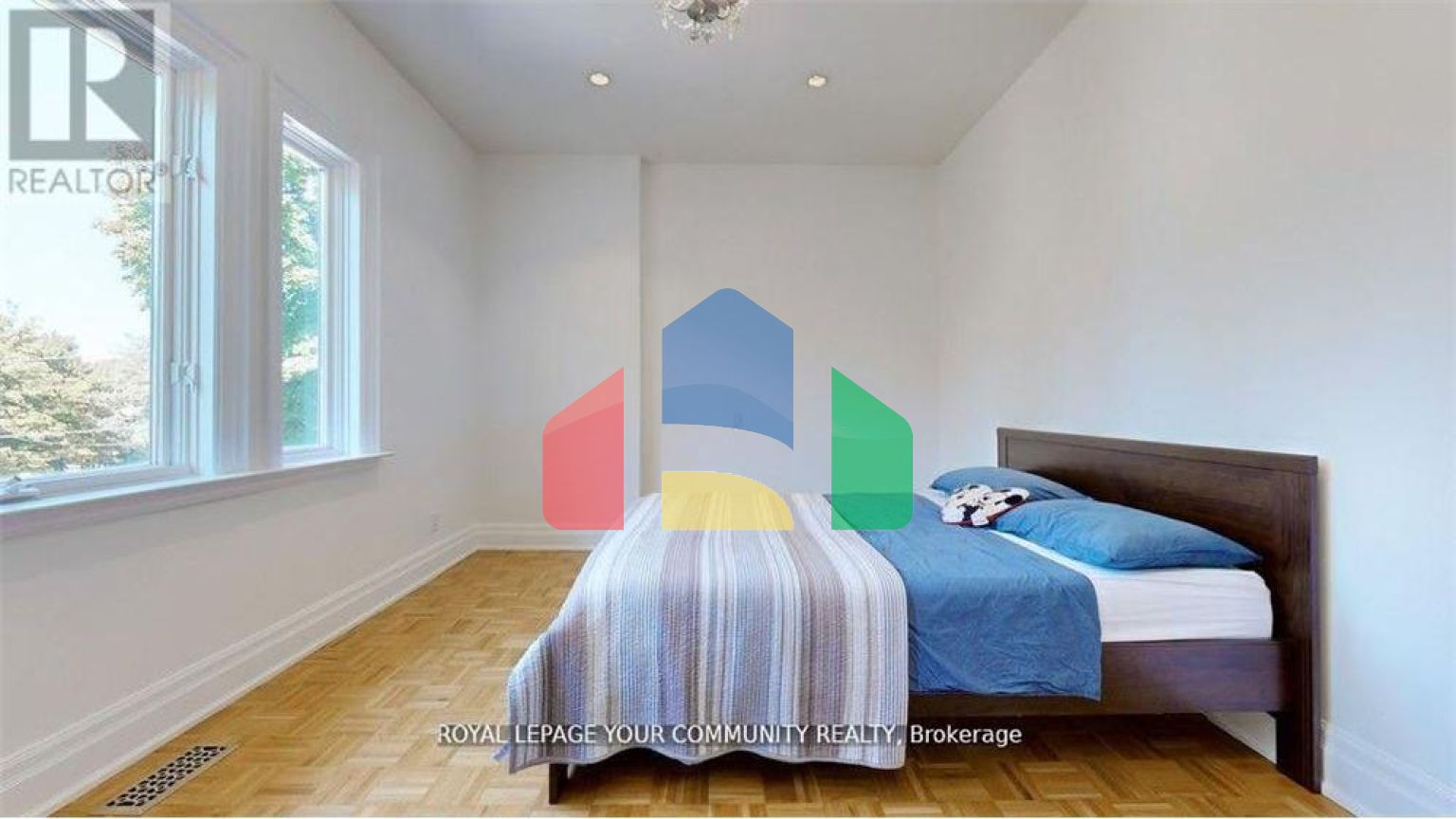 Residential - Single Family Home - Richmond Hill, Canada - Canada