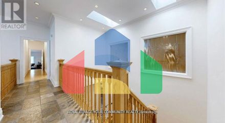 Residential - Single Family Home - Richmond Hill, Canada - Canada