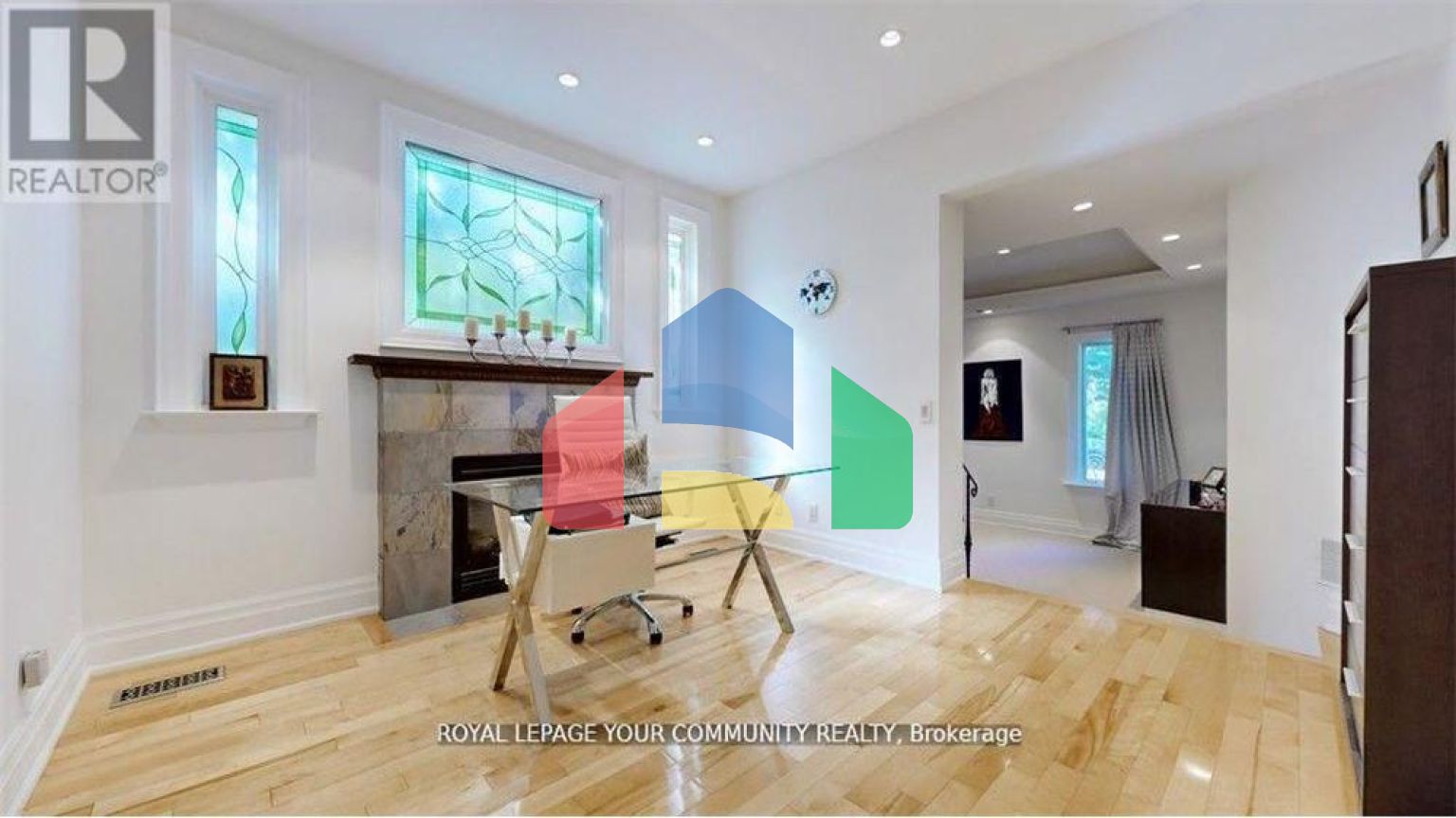 Residential - Single Family Home - Richmond Hill, Canada - Canada