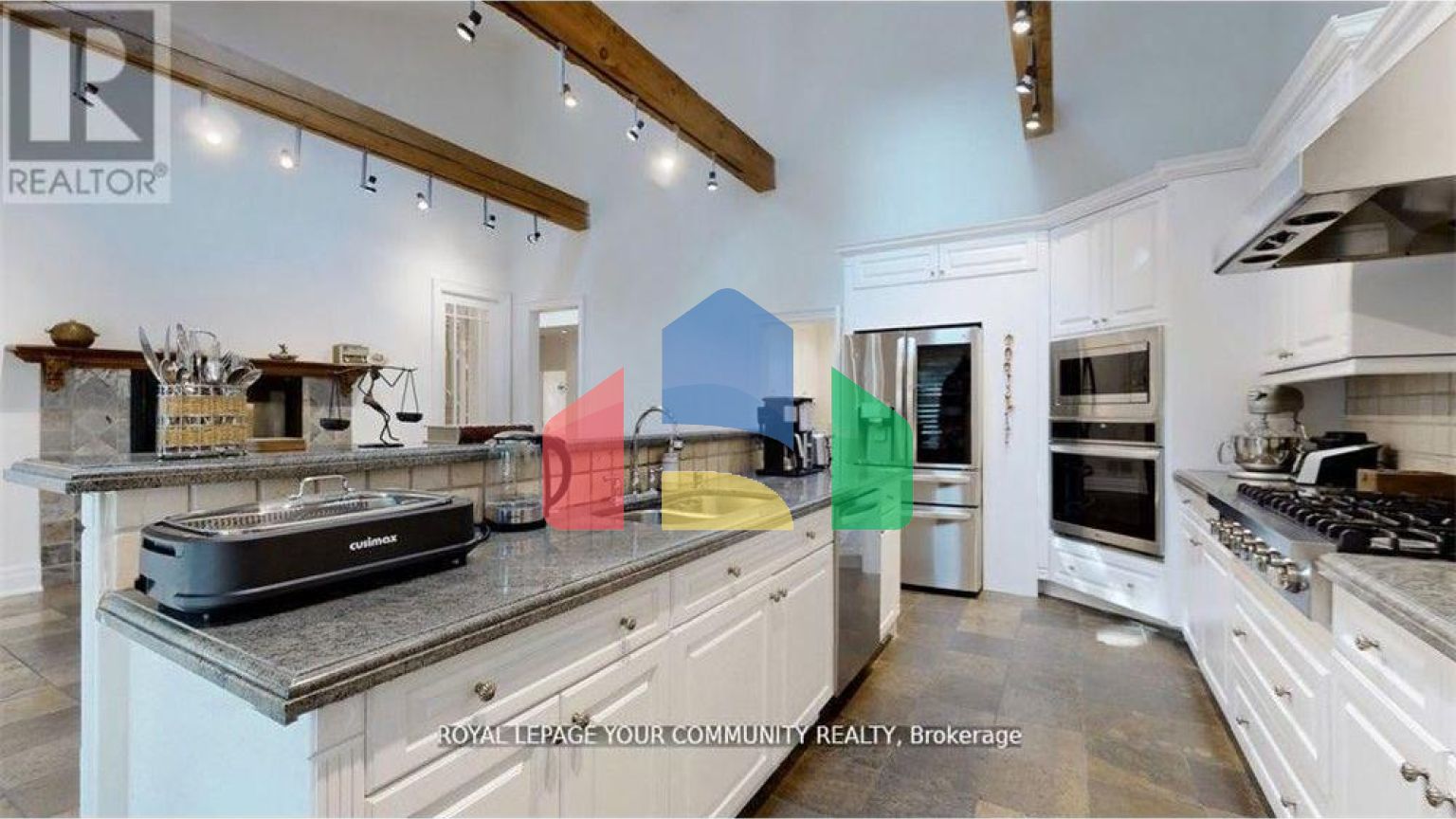 Residential - Single Family Home - Richmond Hill, Canada - Canada