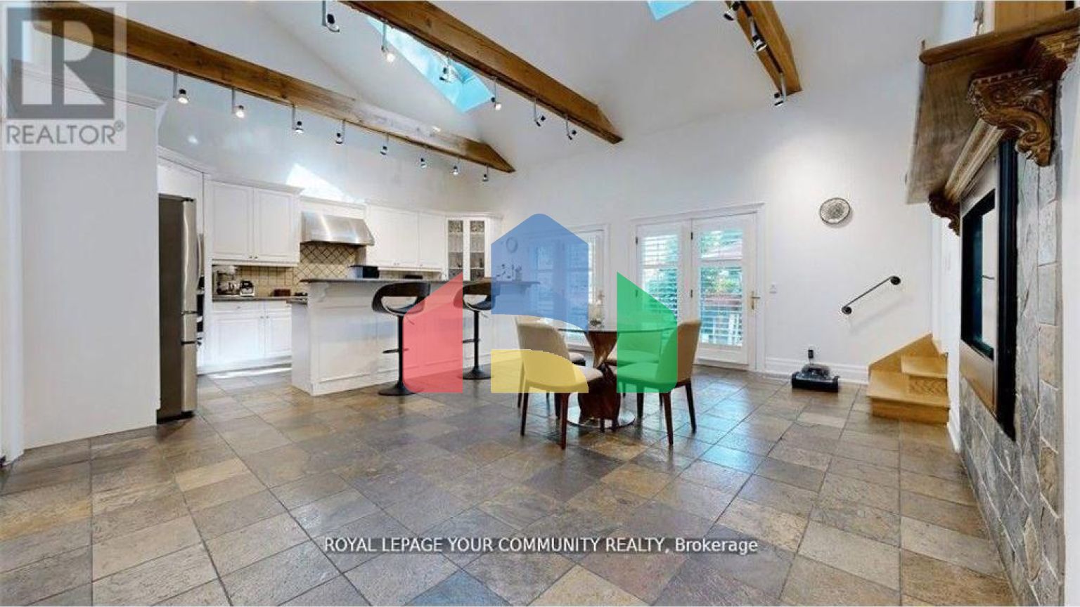 Residential - Single Family Home - Richmond Hill, Canada - Canada