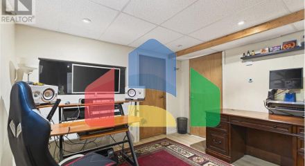 Residential - Single Family Home - Richmond Hill, Canada - Canada