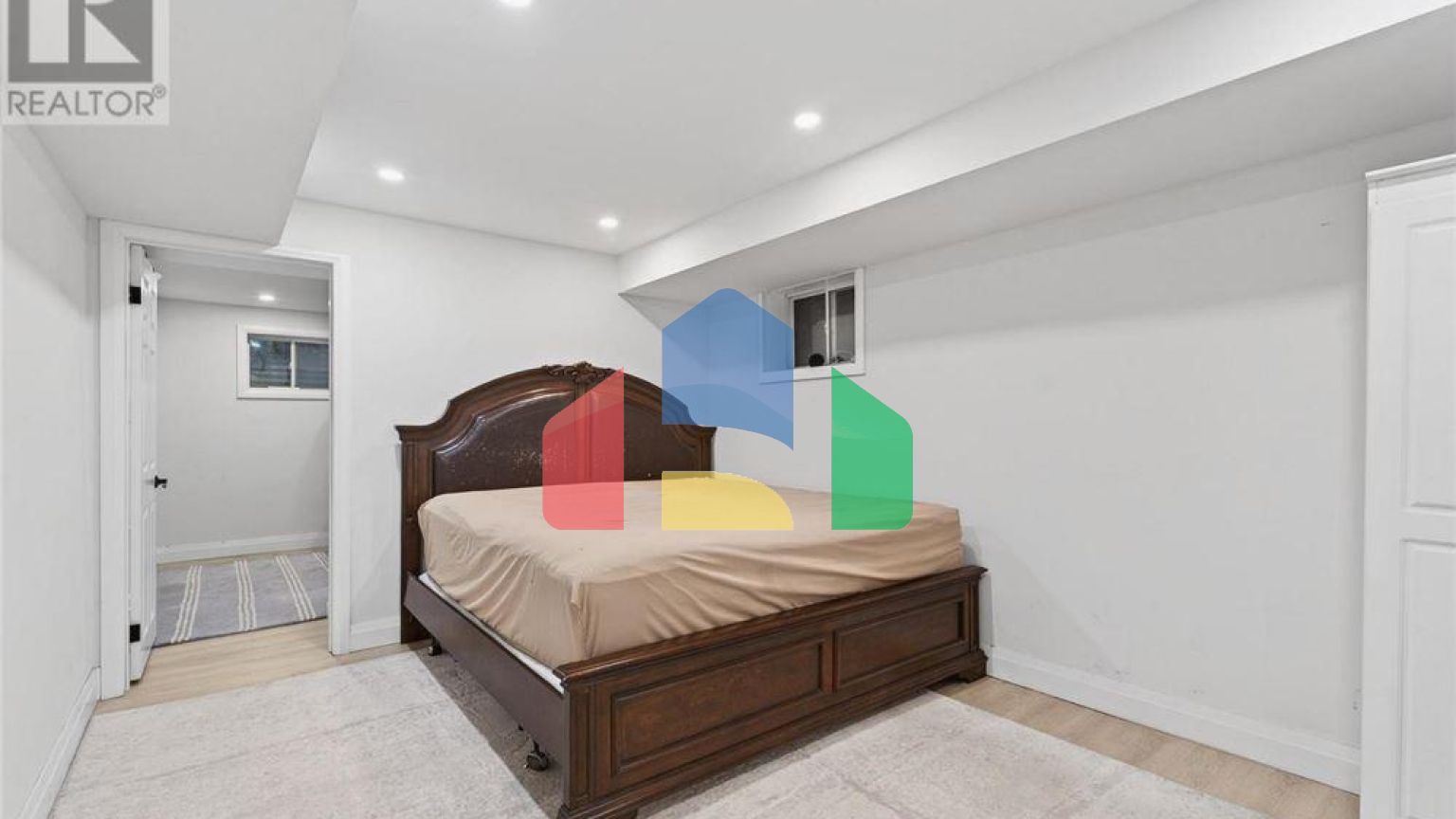 Residential - Single Family Home - Richmond Hill, Canada - Canada