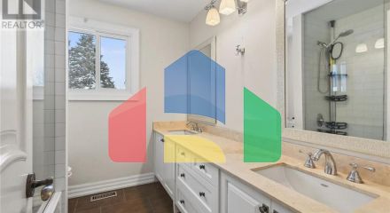 Residential - Single Family Home - Richmond Hill, Canada - Canada