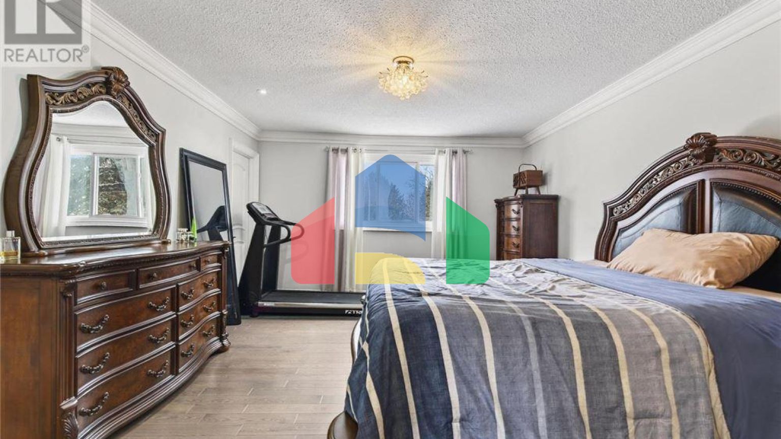 Residential - Single Family Home - Richmond Hill, Canada - Canada