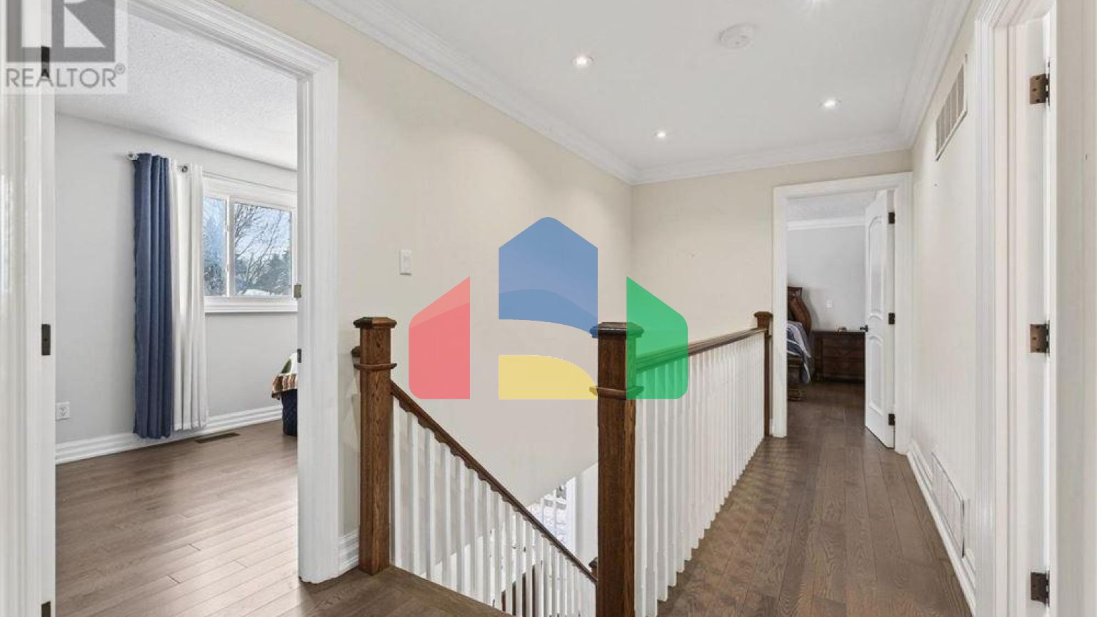 Residential - Single Family Home - Richmond Hill, Canada - Canada