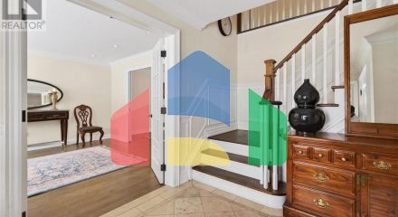 Residential - Single Family Home - Richmond Hill, Canada - Canada