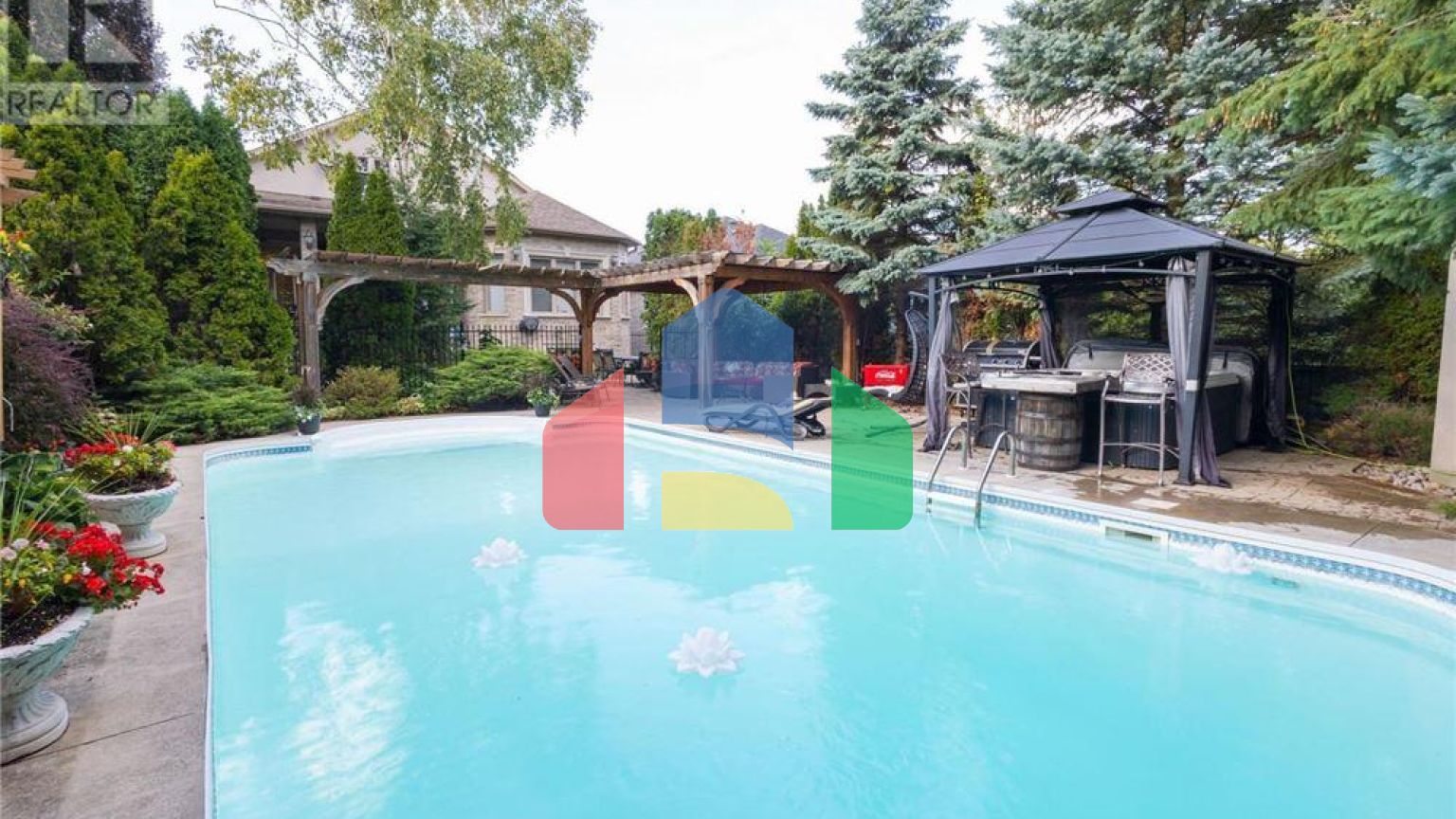 Residential - Single Family Home - Richmond Hill, Canada - Canada