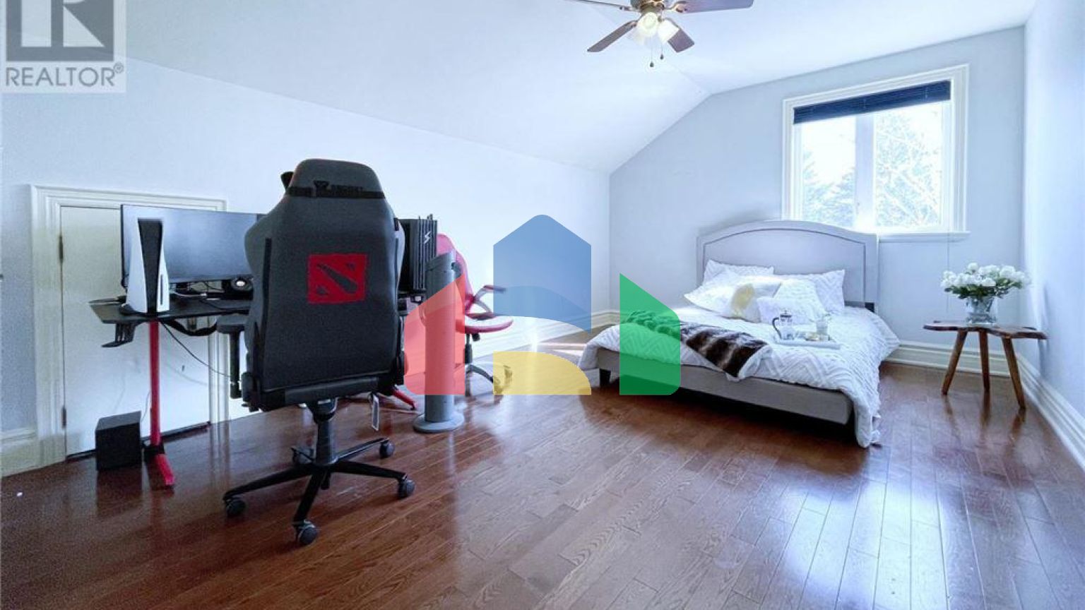 Residential - Single Family Home - Richmond Hill, Canada - Canada