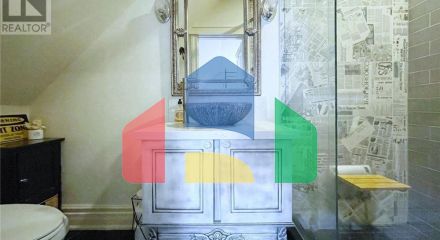 Residential - Single Family Home - Richmond Hill, Canada - Canada