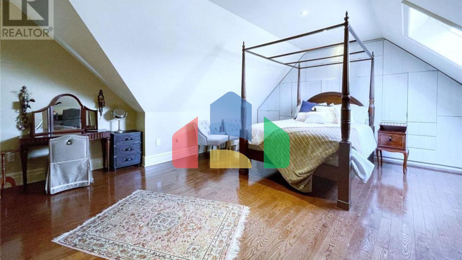 Residential - Single Family Home - Richmond Hill, Canada - Canada