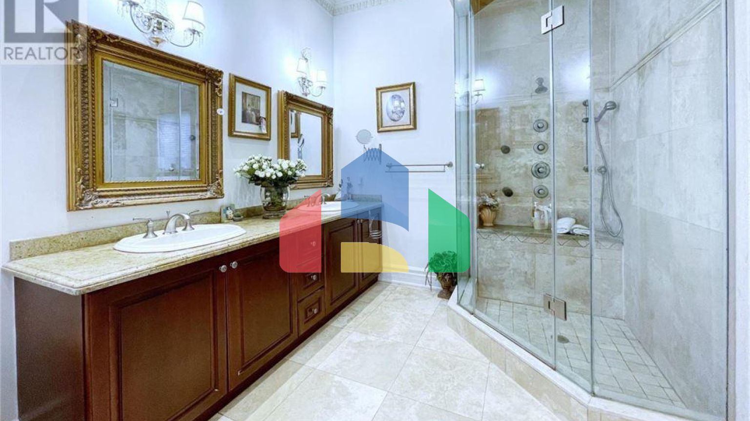 Residential - Single Family Home - Richmond Hill, Canada - Canada