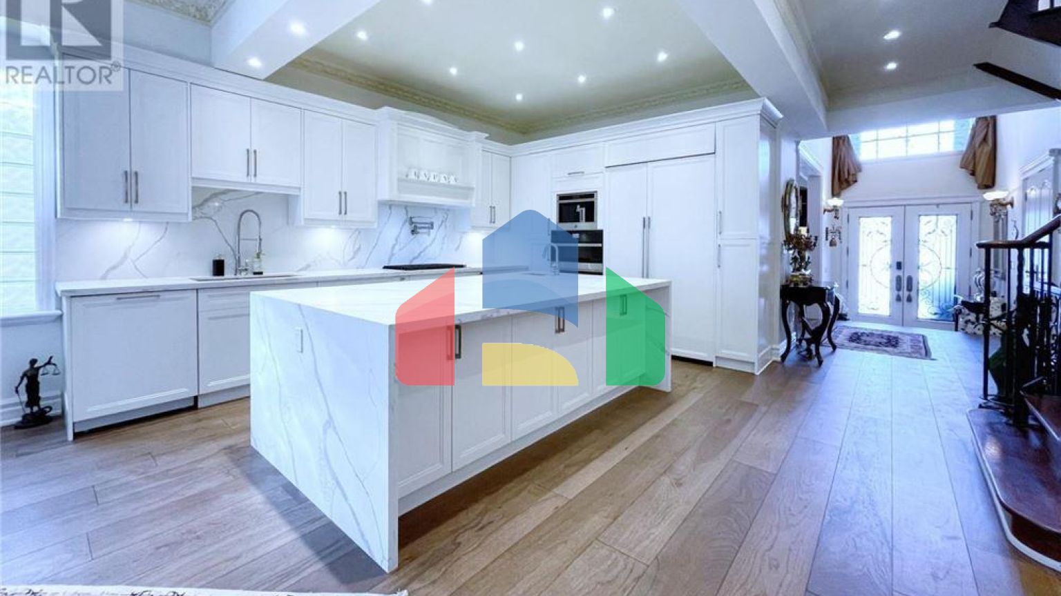 Residential - Single Family Home - Richmond Hill, Canada - Canada