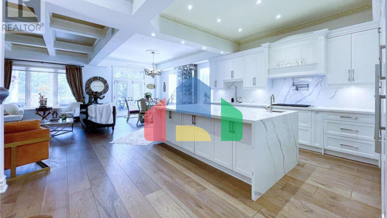 Residential - Single Family Home - Richmond Hill, Canada - Canada