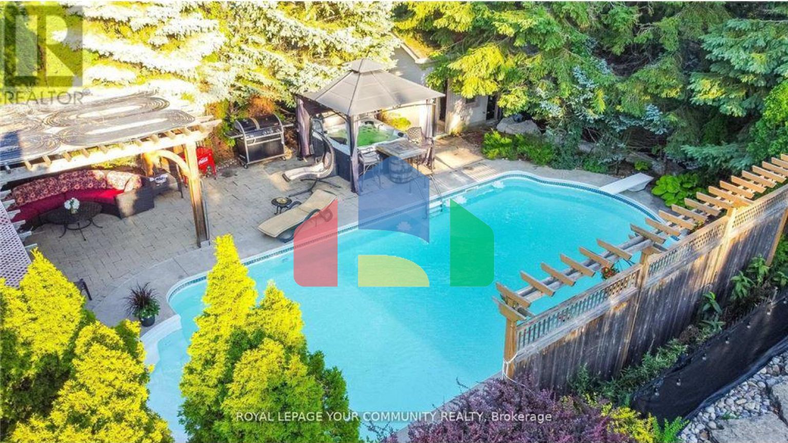 Residential - Single Family Home - Richmond Hill, Canada - Canada