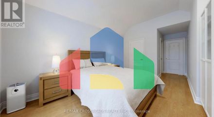 Residential - Single Family Home - Richmond Hill, Canada - Canada