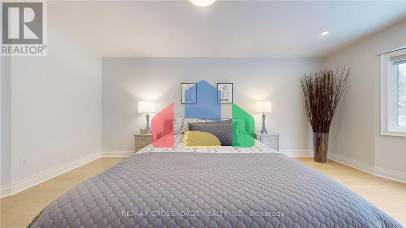 Residential - Single Family Home - Richmond Hill, Canada - Canada