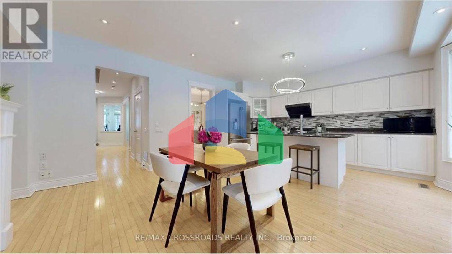 Residential - Single Family Home - Richmond Hill, Canada - Canada