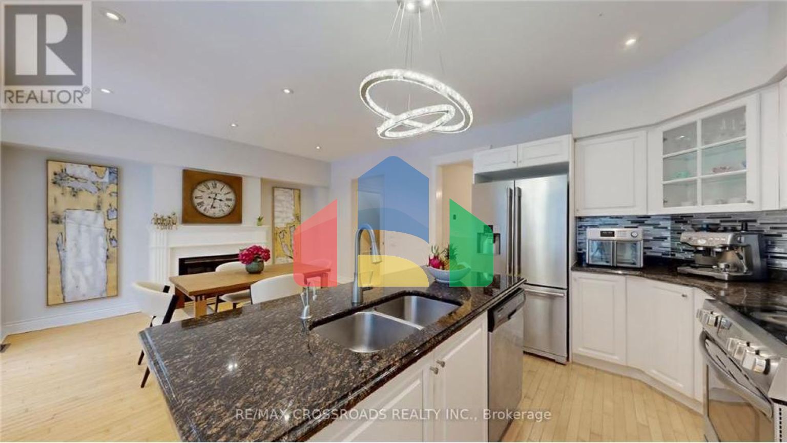 Residential - Single Family Home - Richmond Hill, Canada - Canada